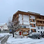 Haus Austria 3 公寓 *